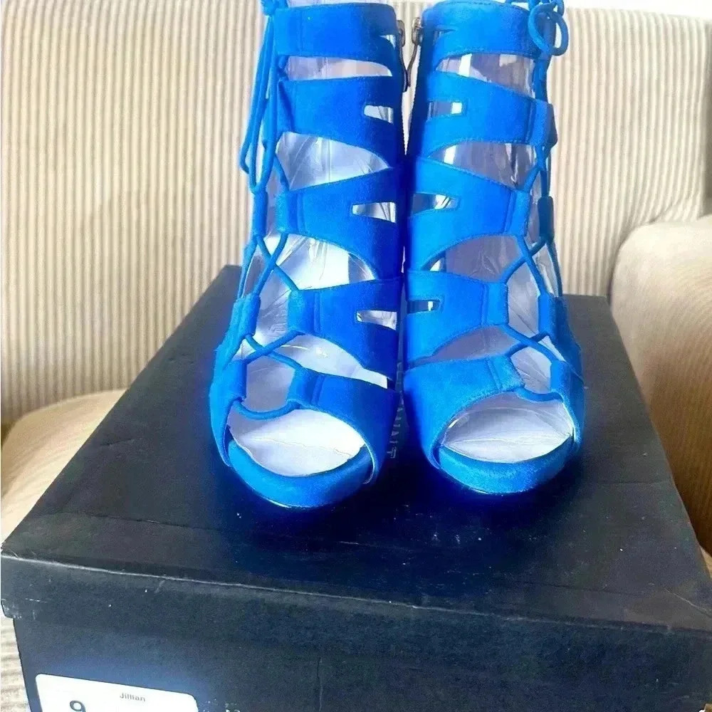 Brand New Size 9 ShoeMint Heels